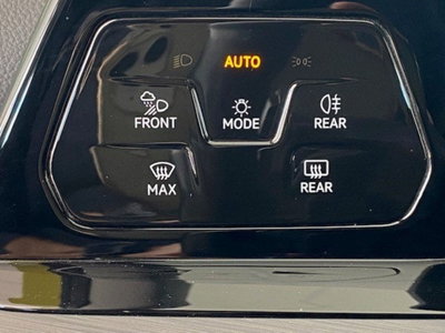 Volkswagen Golf 1.4 TSI eHYBRID 204 CV DSG Style (11)
