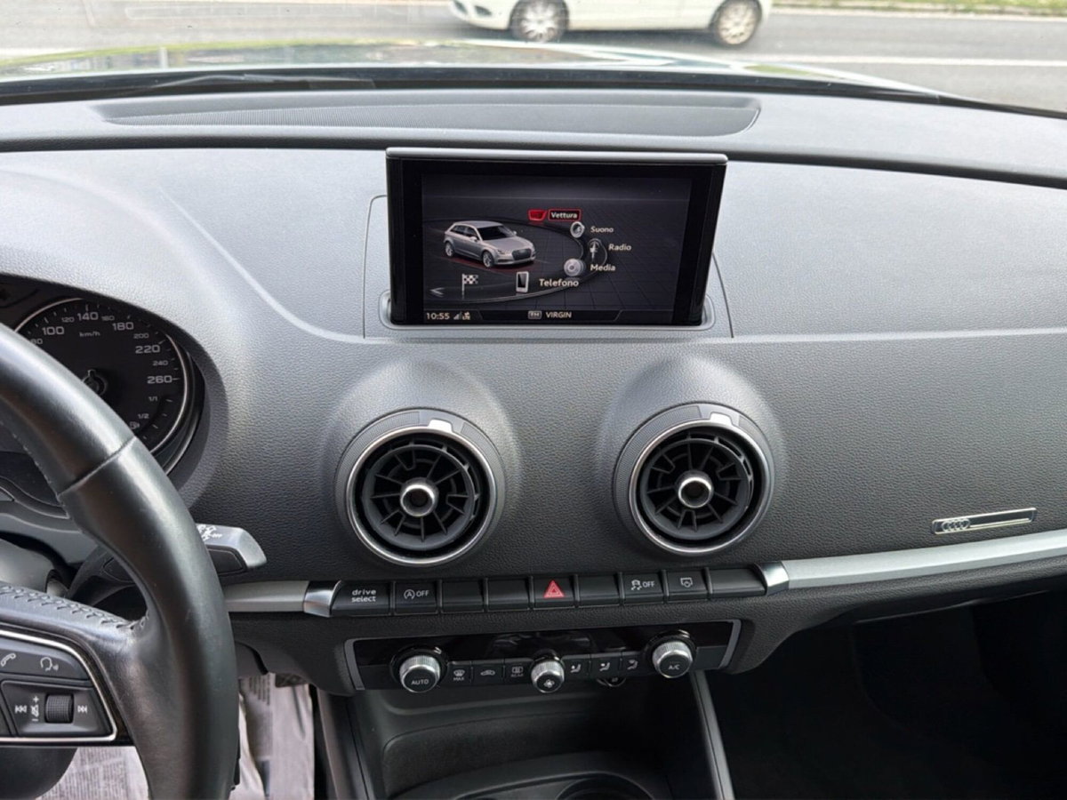 Audi A3 Sportback 30 TDI Admired (12)