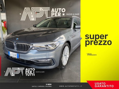 BMW Serie 5 Touring 530d xDrive  Luxury usata