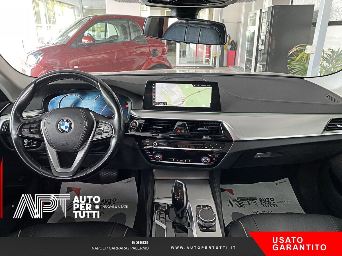 BMW Serie 5 Touring 530d xDrive  Luxury (13)
