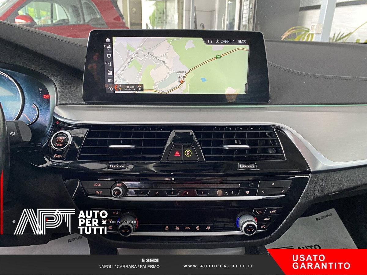 BMW Serie 5 Touring 530d xDrive  Luxury (15)