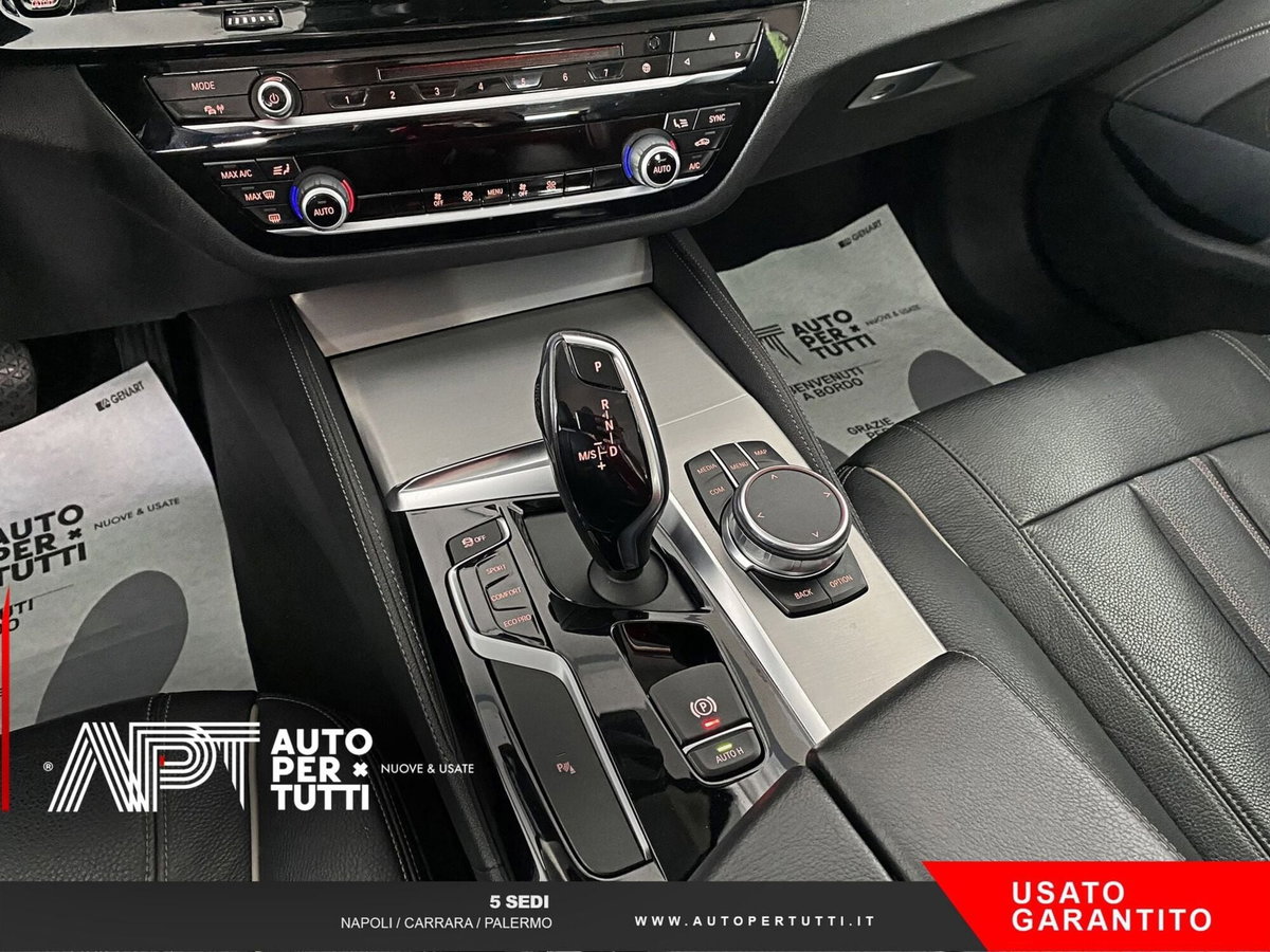 BMW Serie 5 Touring 530d xDrive  Luxury (16)