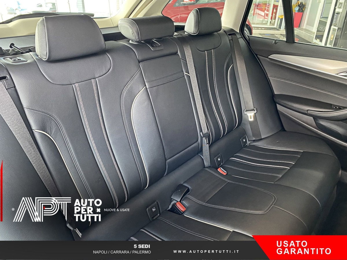 BMW Serie 5 Touring 530d xDrive  Luxury (18)