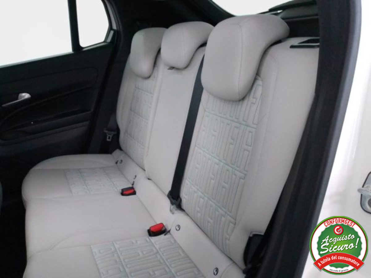 Fiat 600 1.2 hybrid La Prima 110cv auto (16)