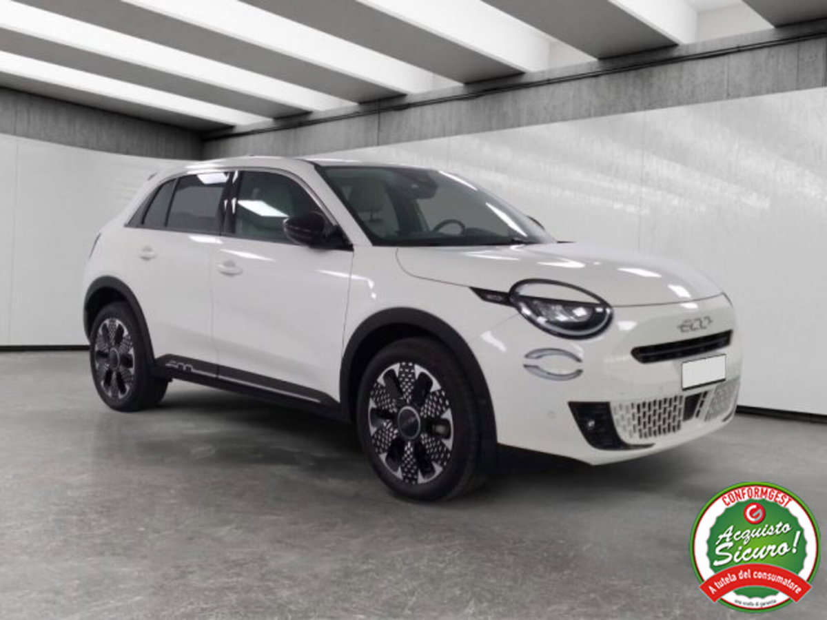 Fiat 600 1.2 hybrid La Prima 110cv auto (3)