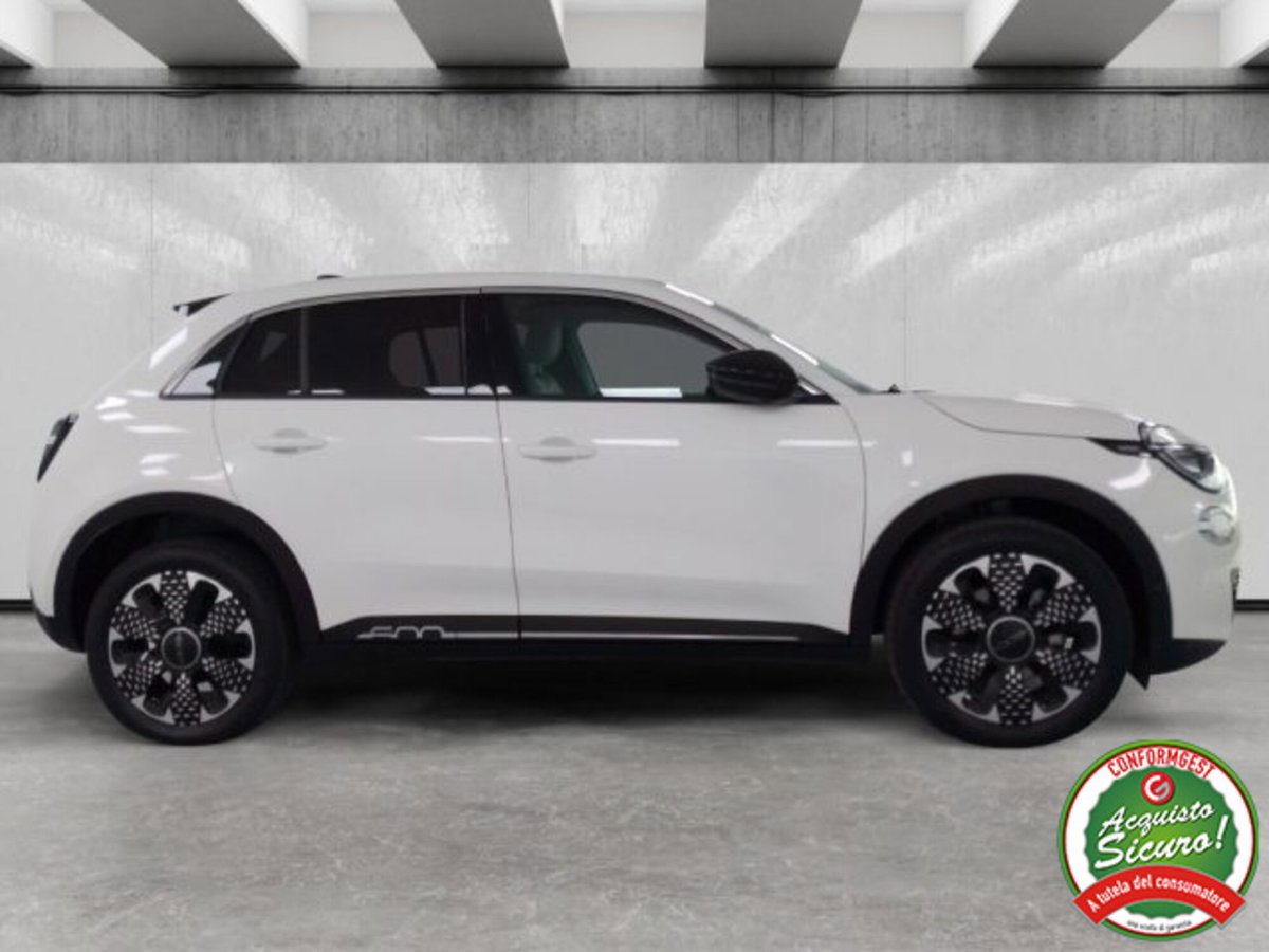 Fiat 600 1.2 hybrid La Prima 110cv auto (4)