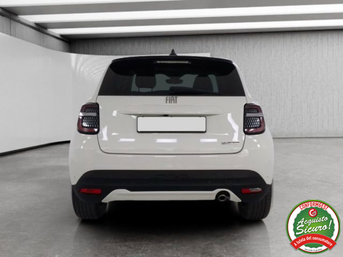Fiat 600 1.2 hybrid La Prima 110cv auto (6)