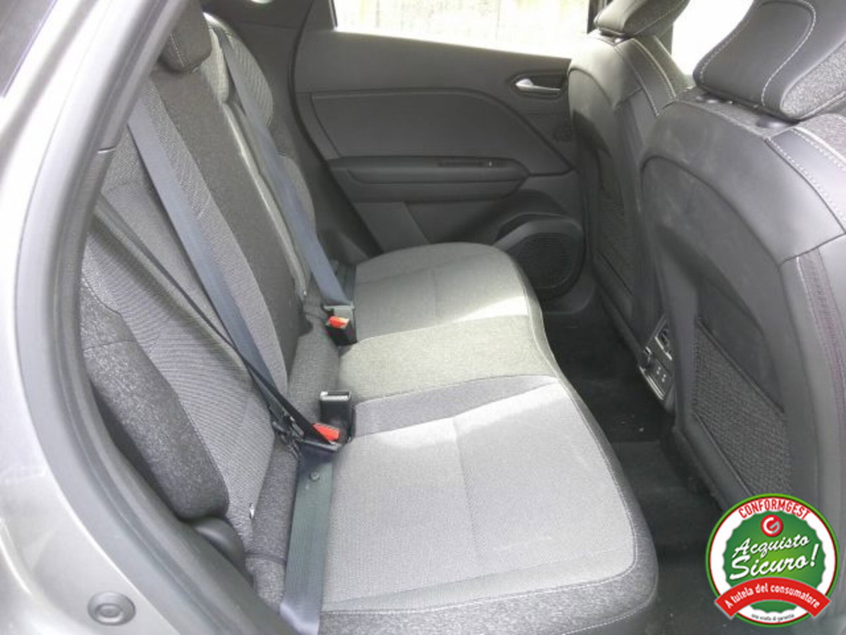 Renault Captur TCe 100 CV GPL Techno (12)