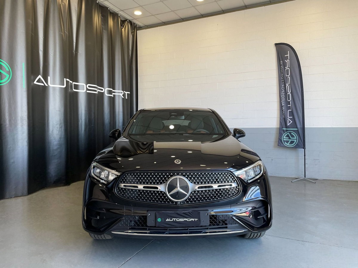 Mercedes-Benz GLC Coupé 220 d AMG Line Premium 4matic auto (2)