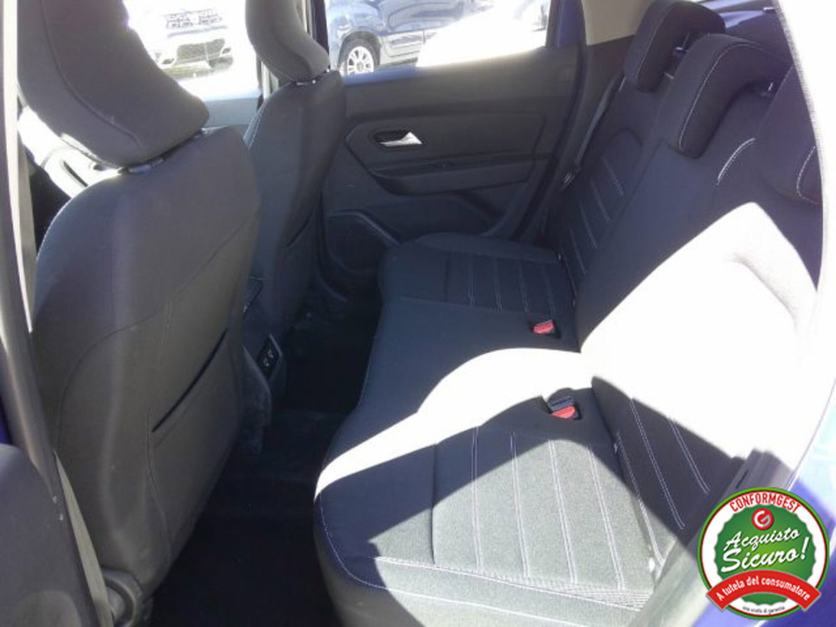 Dacia Duster 1.0 TCe 100 CV ECO-G 4x2 Prestige (10)