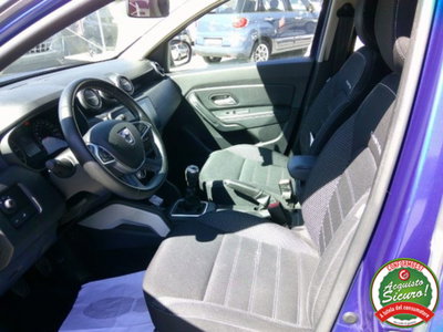 Dacia Duster 1.0 TCe 100 CV ECO-G 4x2 Prestige (9)