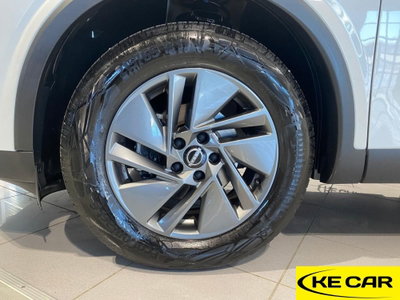 Nissan Qashqai 1.3 mhev Acenta 2wd 140cv (8)