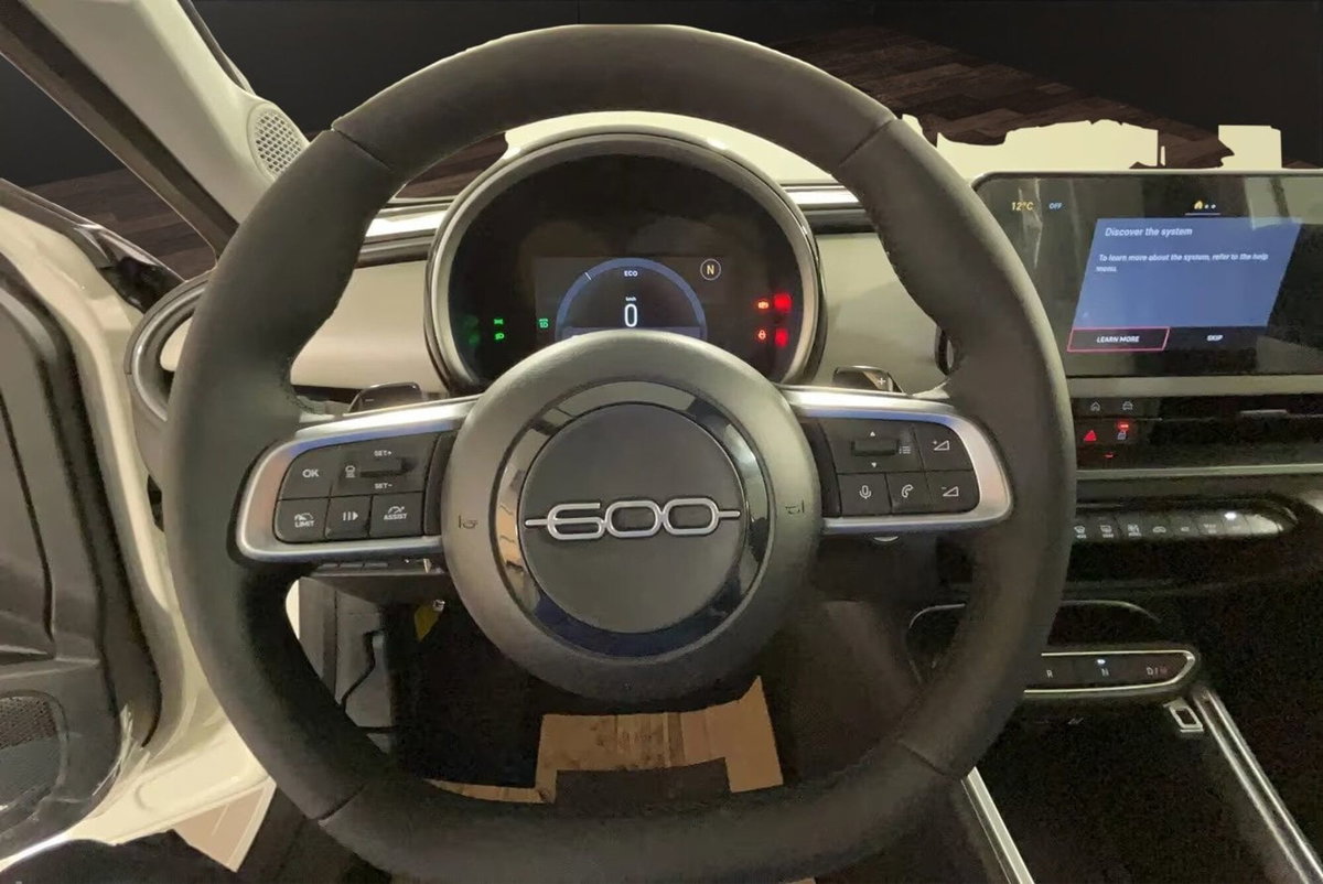 Fiat 600 1.2 hybrid La Prima II 110cv auto (10)