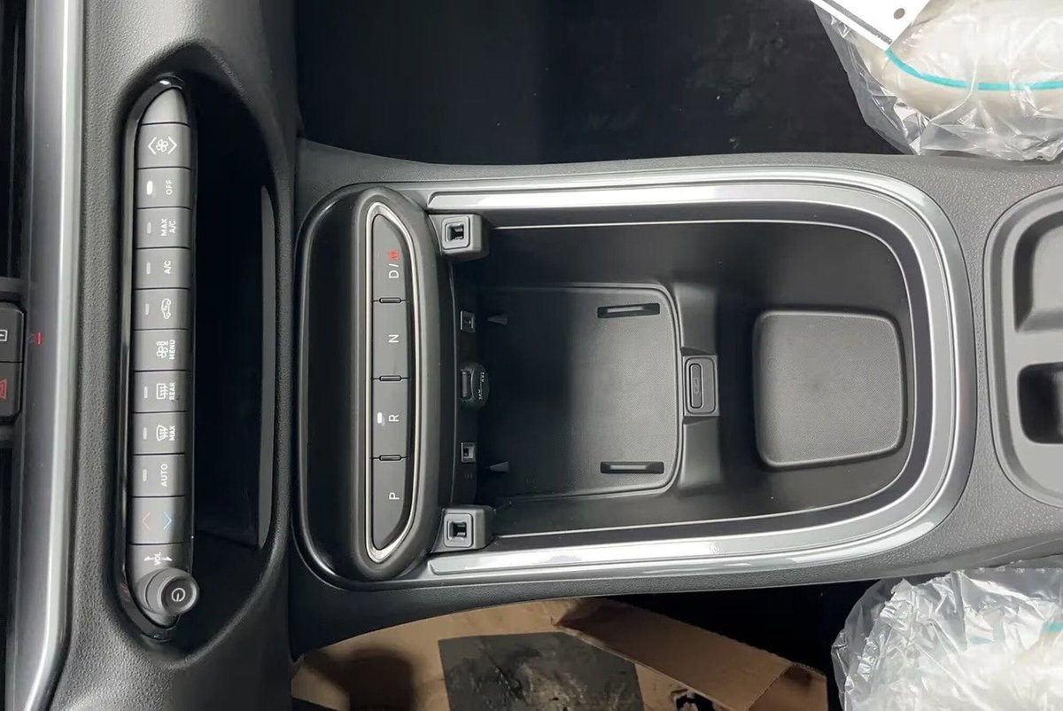 Fiat 600 1.2 hybrid La Prima II 110cv auto (12)