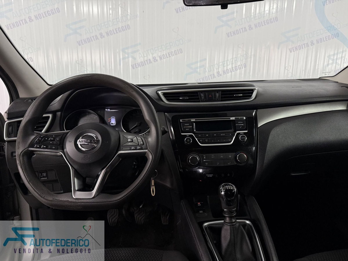 Nissan Qashqai 1.5 dCi 115 CV Tekna (10)