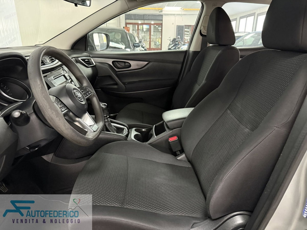 Nissan Qashqai 1.5 dCi 115 CV Tekna (8)