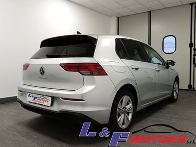 Volkswagen Golf 2.0 TDI 150 CV DSG SCR R-Line (5)