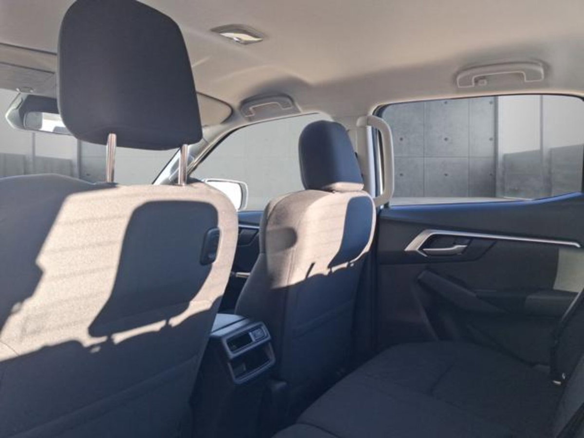Isuzu D-Max Pick-up 1.9 crew N60 Nitro Sport 4x4 auto (14)