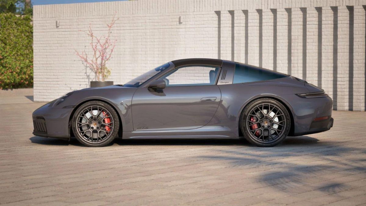 Porsche 911 Cabrio Targa 3.6 4 GTS auto (3)
