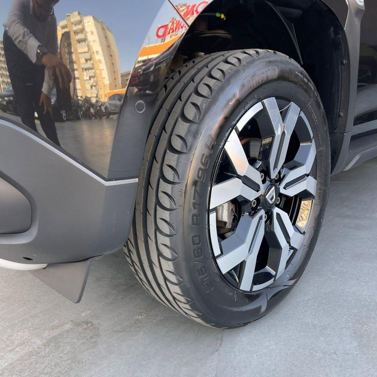 Dacia Duster 1.0 TCe GPL 4x2 Prestige Up (4)