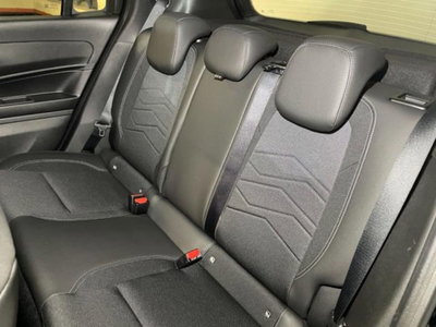 Jeep Avenger 1.2 turbo Summit fwd 100cv (14)