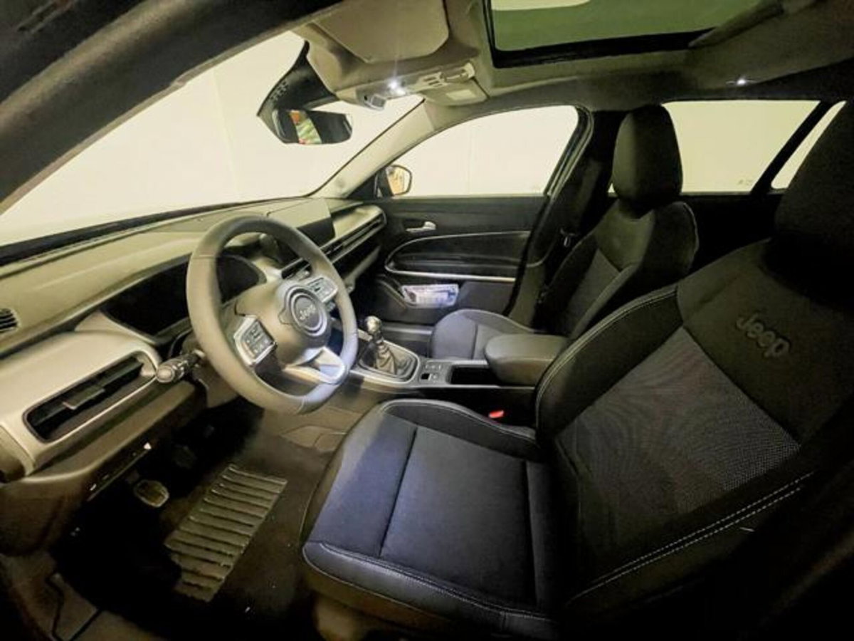 Jeep Avenger 1.2 turbo Summit fwd 100cv (8)