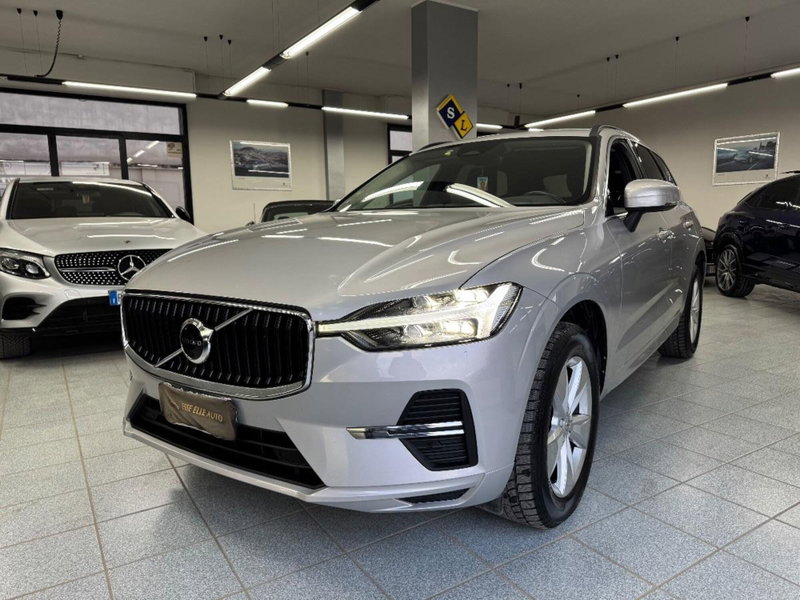 Volvo XC60 B4 automatico Plus Dark