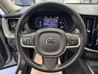 Volvo XC60 B4 automatico Plus Dark (11)