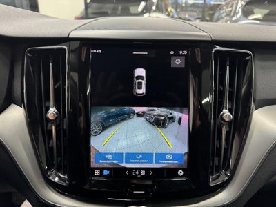 Volvo XC60 B4 automatico Plus Dark (13)