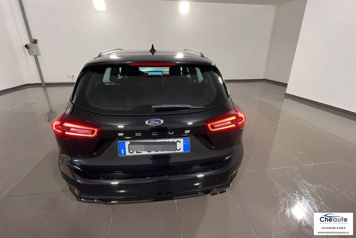 Ford Focus 1.0 EcoBoost 125 CV Start&Stop ST Line (3)