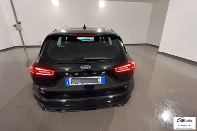 Ford Focus 1.0 EcoBoost 125 CV Start&Stop ST Line (3)