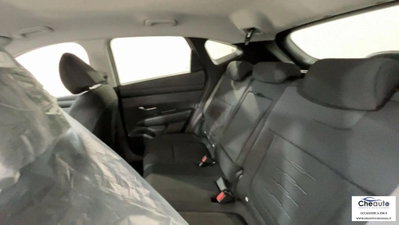 Hyundai Tucson 1.6 crdi 48V Business 2wd dct (10)