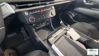 Hyundai Tucson 1.6 crdi 48V Business 2wd dct (13)