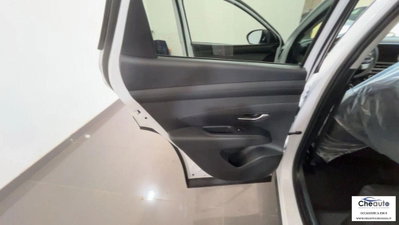 Hyundai Tucson 1.6 crdi 48V Business 2wd dct (15)