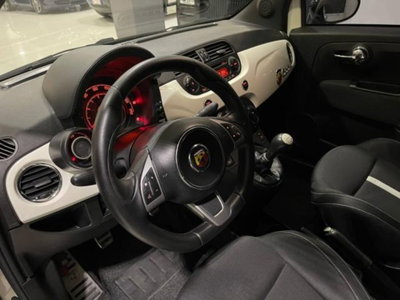 Abarth 500 1.4 Turbo T-Jet Custom (11)