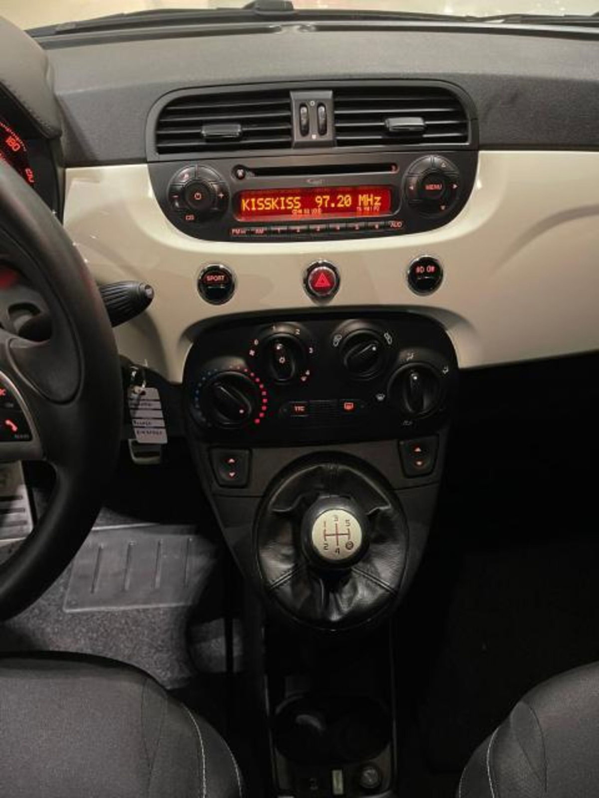 Abarth 500 1.4 Turbo T-Jet Custom (15)