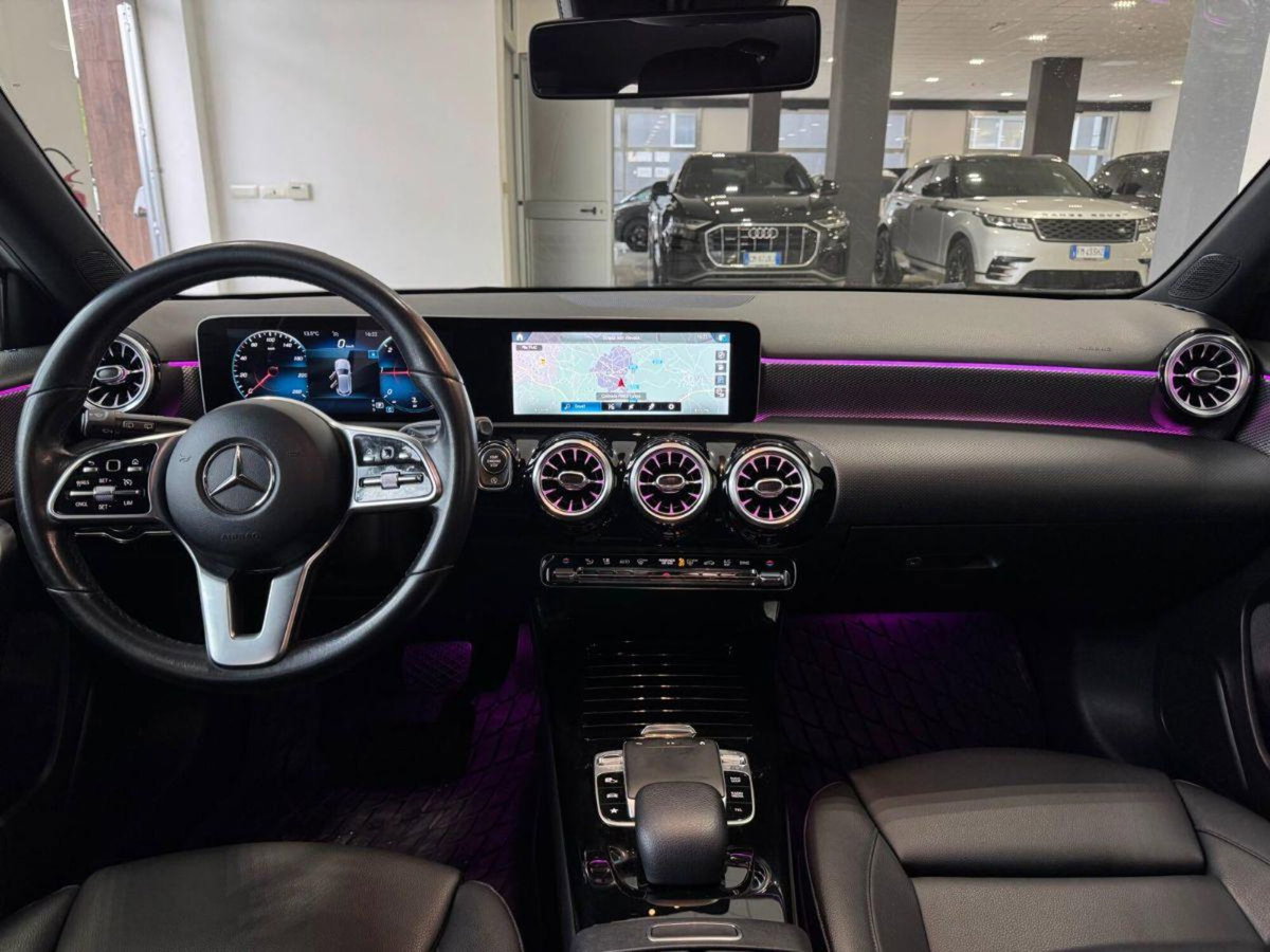 Mercedes-Benz Classe A 180 d Automatic Sport (11)
