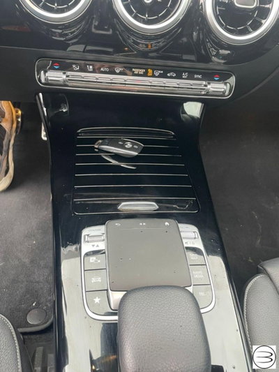 Mercedes-Benz Classe A 180 Automatic Premium (14)