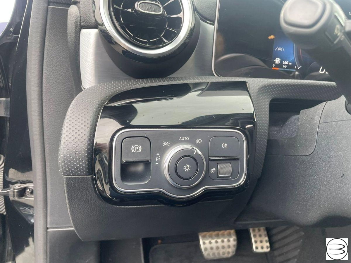 Mercedes-Benz Classe A 180 Automatic Premium (16)