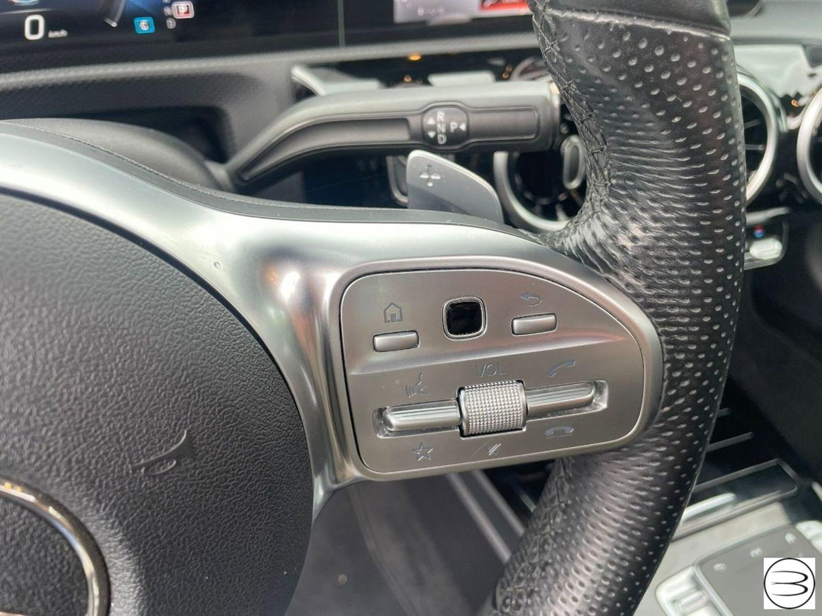 Mercedes-Benz Classe A 180 Automatic Premium (17)