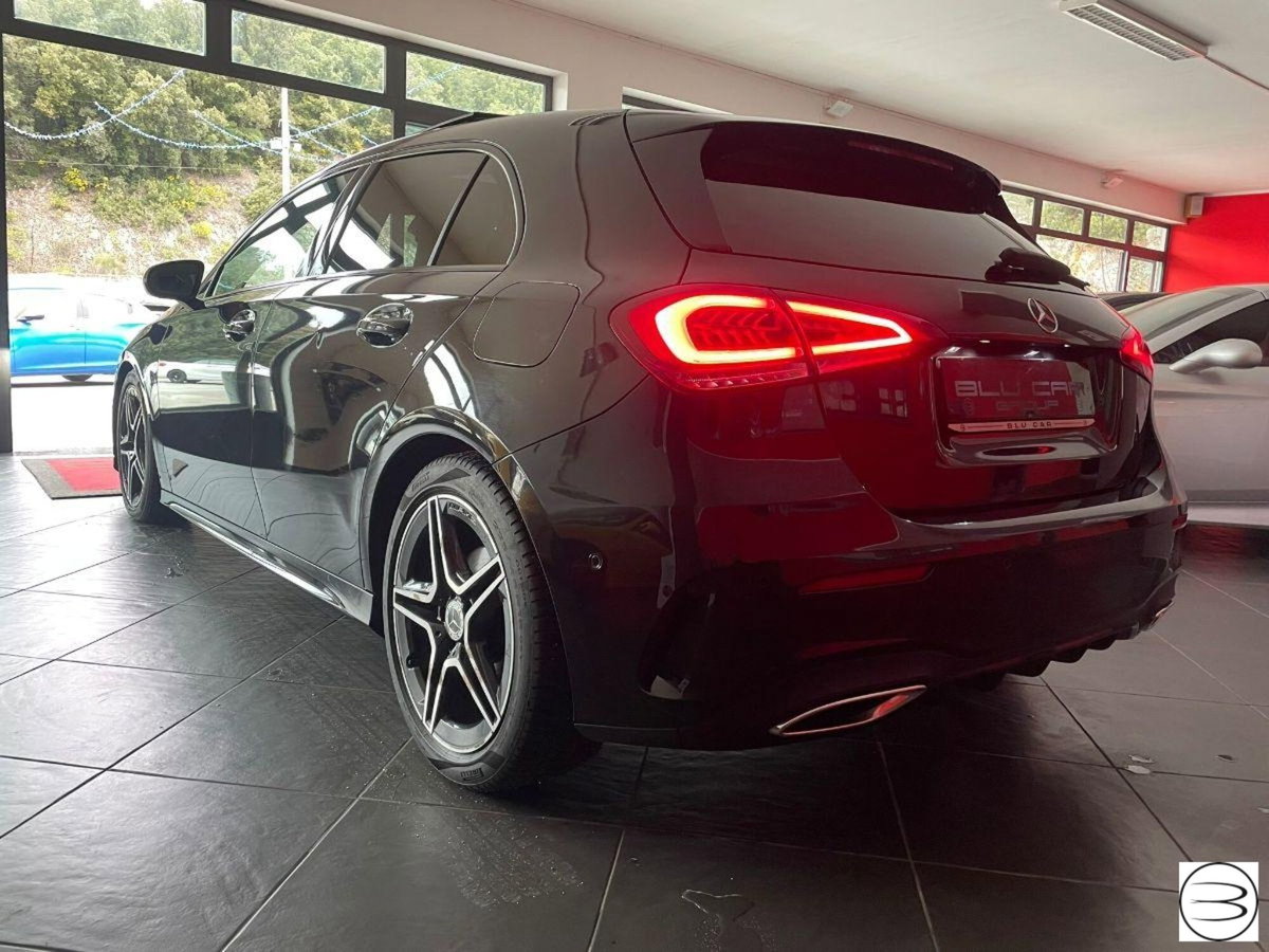 Mercedes-Benz Classe A 180 Automatic Premium (8)