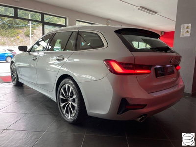 BMW Serie 3 Touring 320d (6)