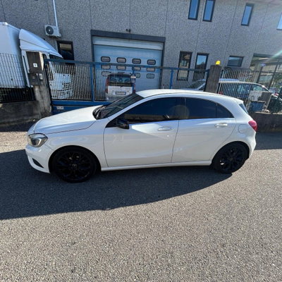 Mercedes-Benz Classe A 180 CDI Premium (2)
