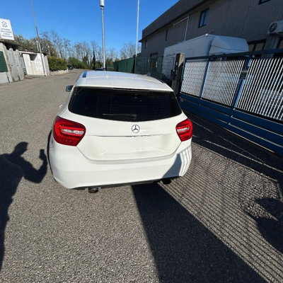 Mercedes-Benz Classe A 180 CDI Premium (3)