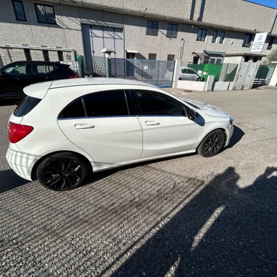 Mercedes-Benz Classe A 180 CDI Premium (4)