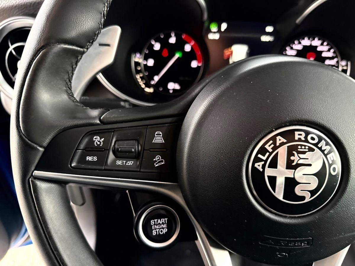 Alfa Romeo Stelvio Stelvio 2.2 Turbodiesel 210 CV AT8 Q4 Super (11)