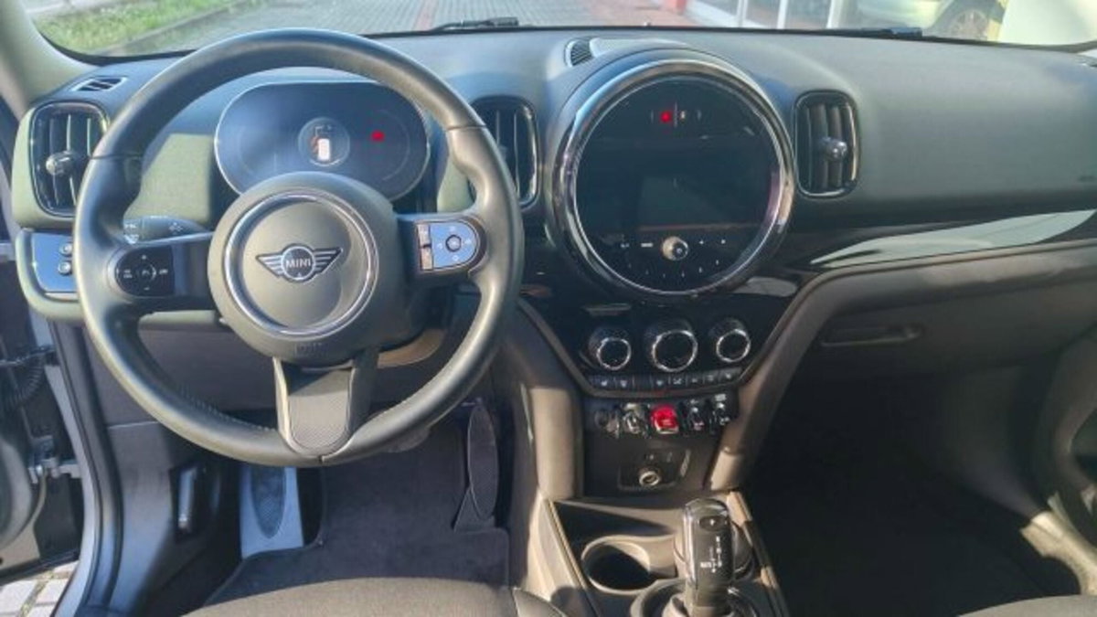 MINI Mini Countryman 2.0 Cooper D Essential Countryman (15)