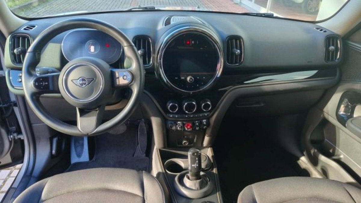 MINI Mini Countryman 2.0 Cooper D Essential Countryman (16)