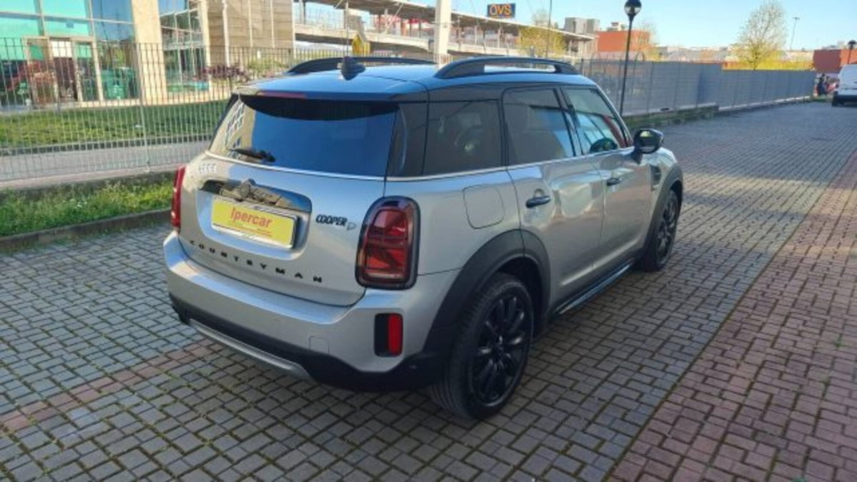 MINI Mini Countryman 2.0 Cooper D Essential Countryman (4)