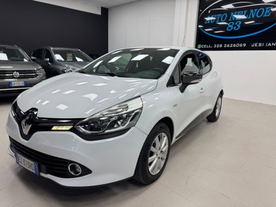 Renault Clio 1.2 75CV GPL 5 porte Costume National (3)